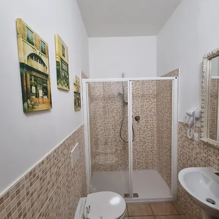 La Piccola Fabbrica Dell'oro 3*